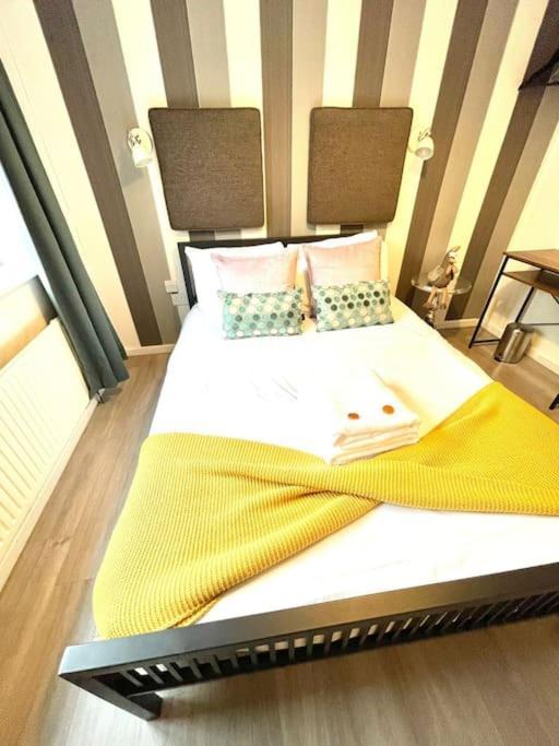 Serene And Cozy 1-Bedroom House With Parking Cambridge  Ngoại thất bức ảnh